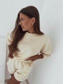 Komplet dresowy krótkie spodenki + bluza z odkrytymi plecami Naomi I Banana